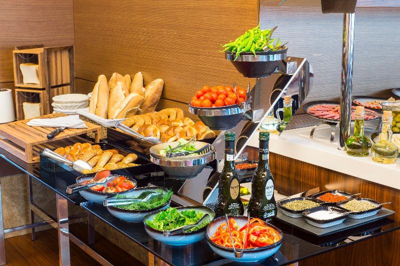 Radisson Residences Avrupa Tem Istanboel